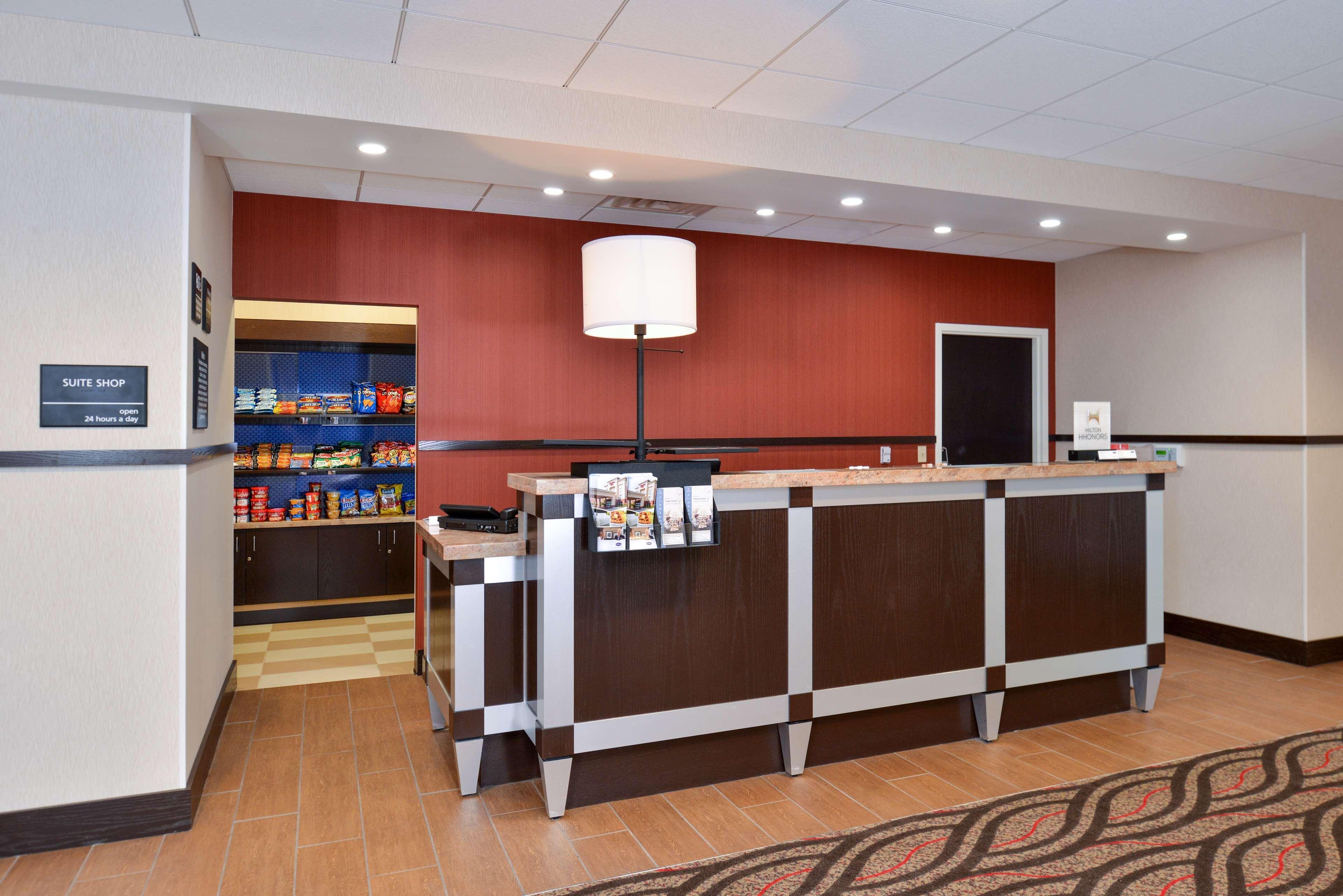 Hampton Inn & Suites California University-Pittsburgh Coal Center Exteriör bild