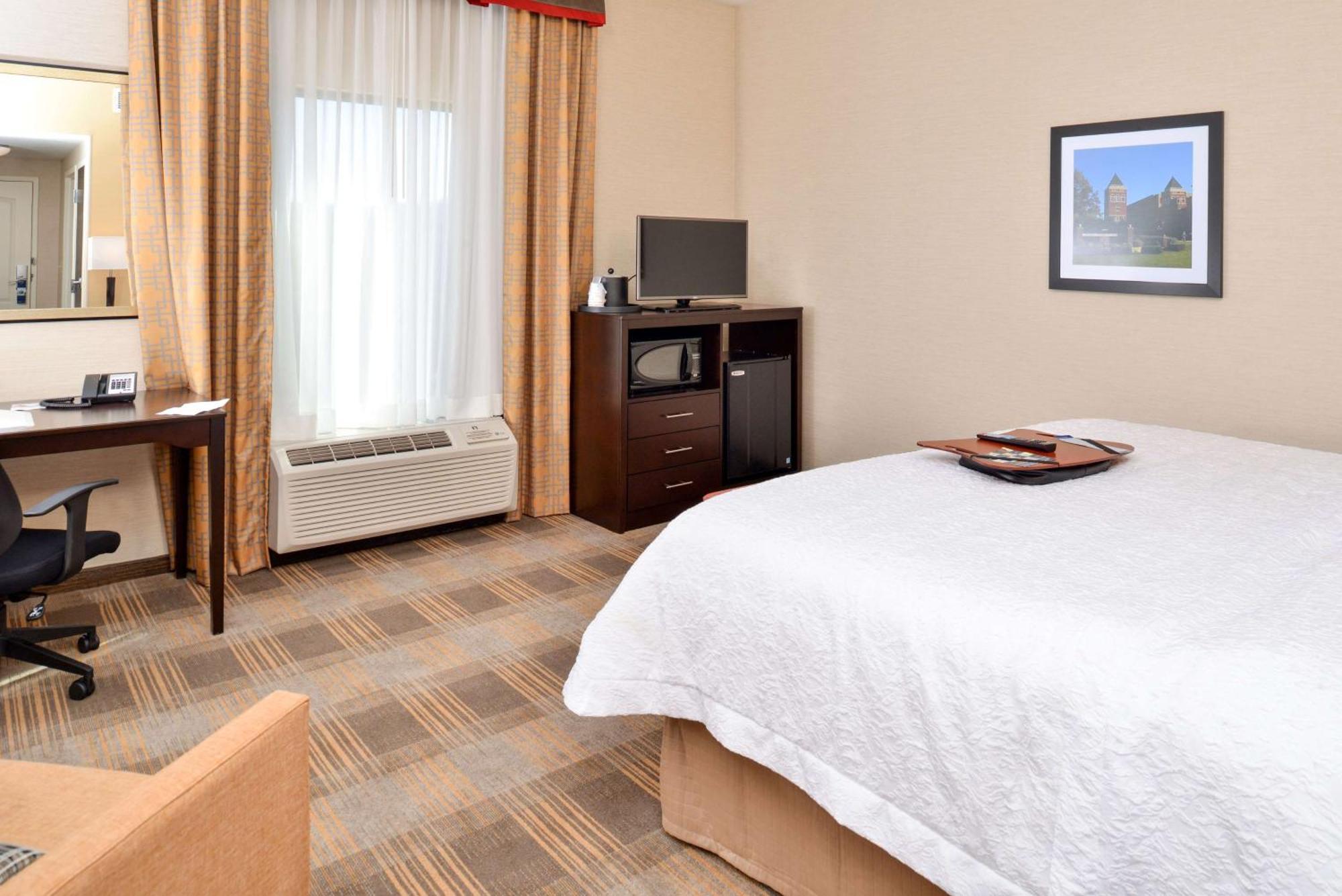 Hampton Inn & Suites California University-Pittsburgh Coal Center Exteriör bild