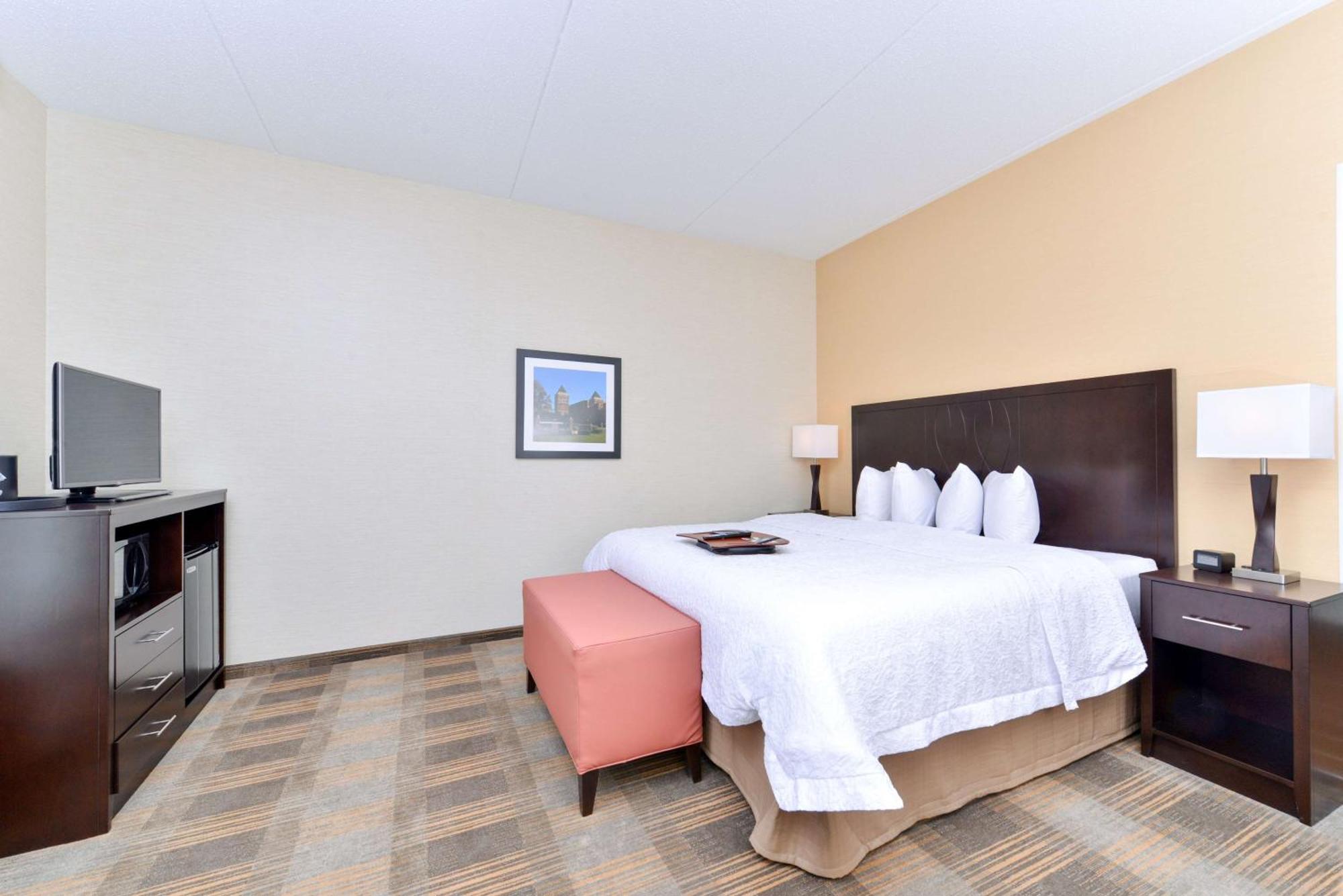 Hampton Inn & Suites California University-Pittsburgh Coal Center Exteriör bild