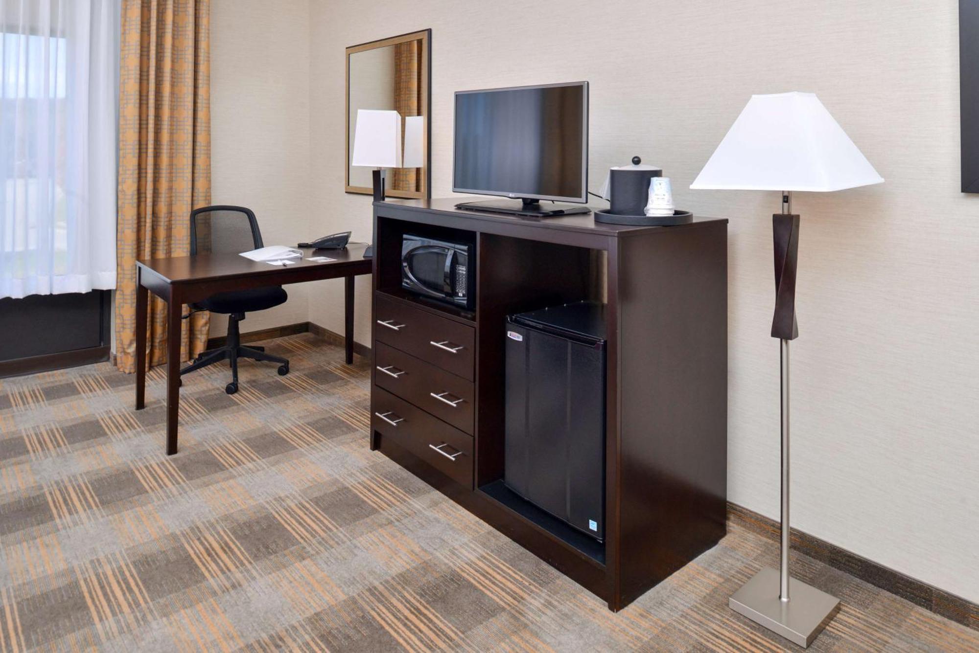 Hampton Inn & Suites California University-Pittsburgh Coal Center Exteriör bild